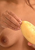 I love to east mango while I am nude