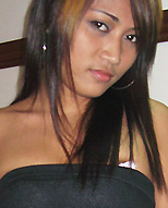 kelly is a filipina amateur